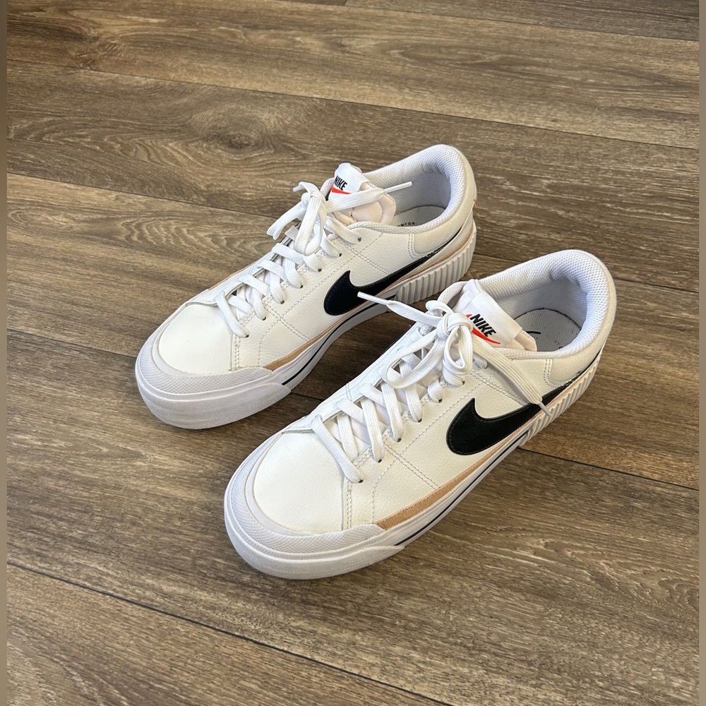 Nike Court Legacy Lift Women’s Shoe Size 10 Platform Sneakers